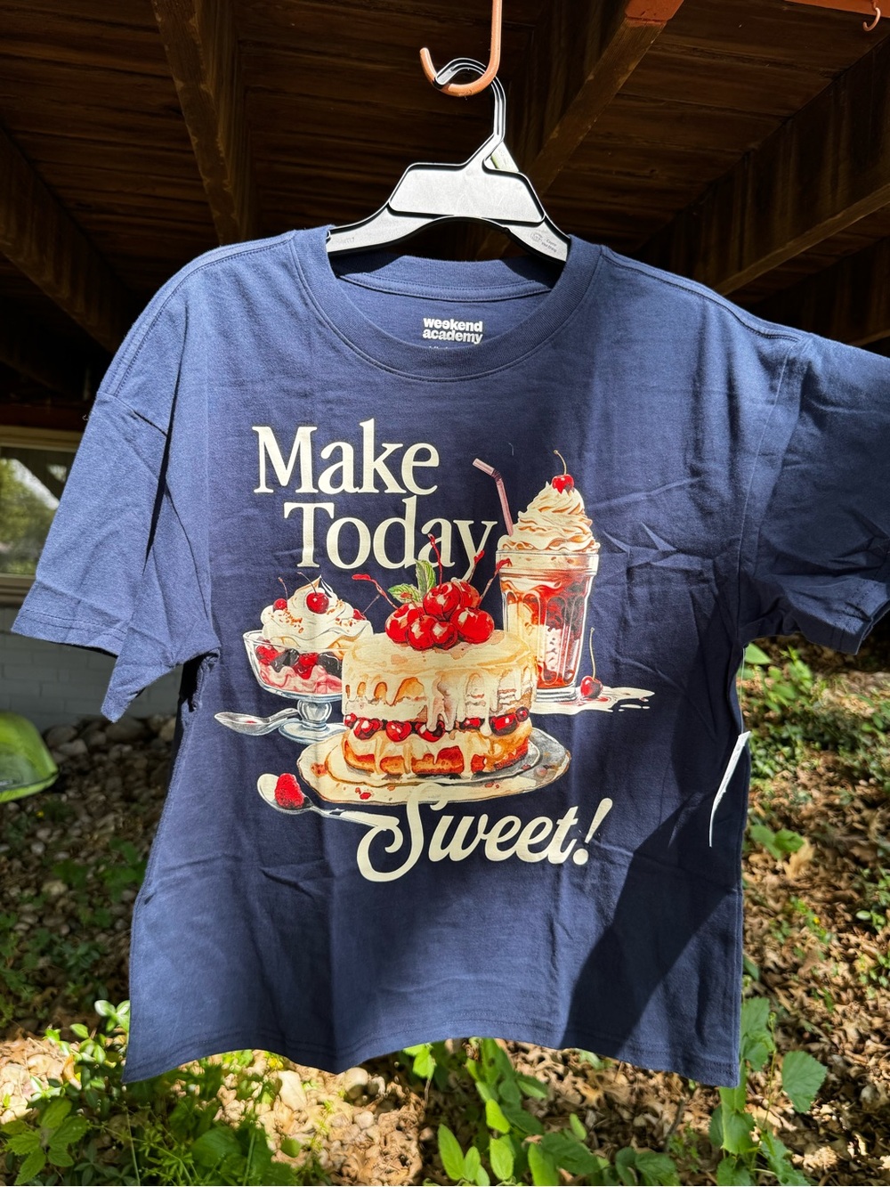 Weekend Academy Navy Short-Sleeve Graphic Tee - 'Make Today Sweet'